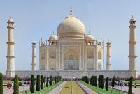 Taj Mahal – the finest example of Mughal architecture